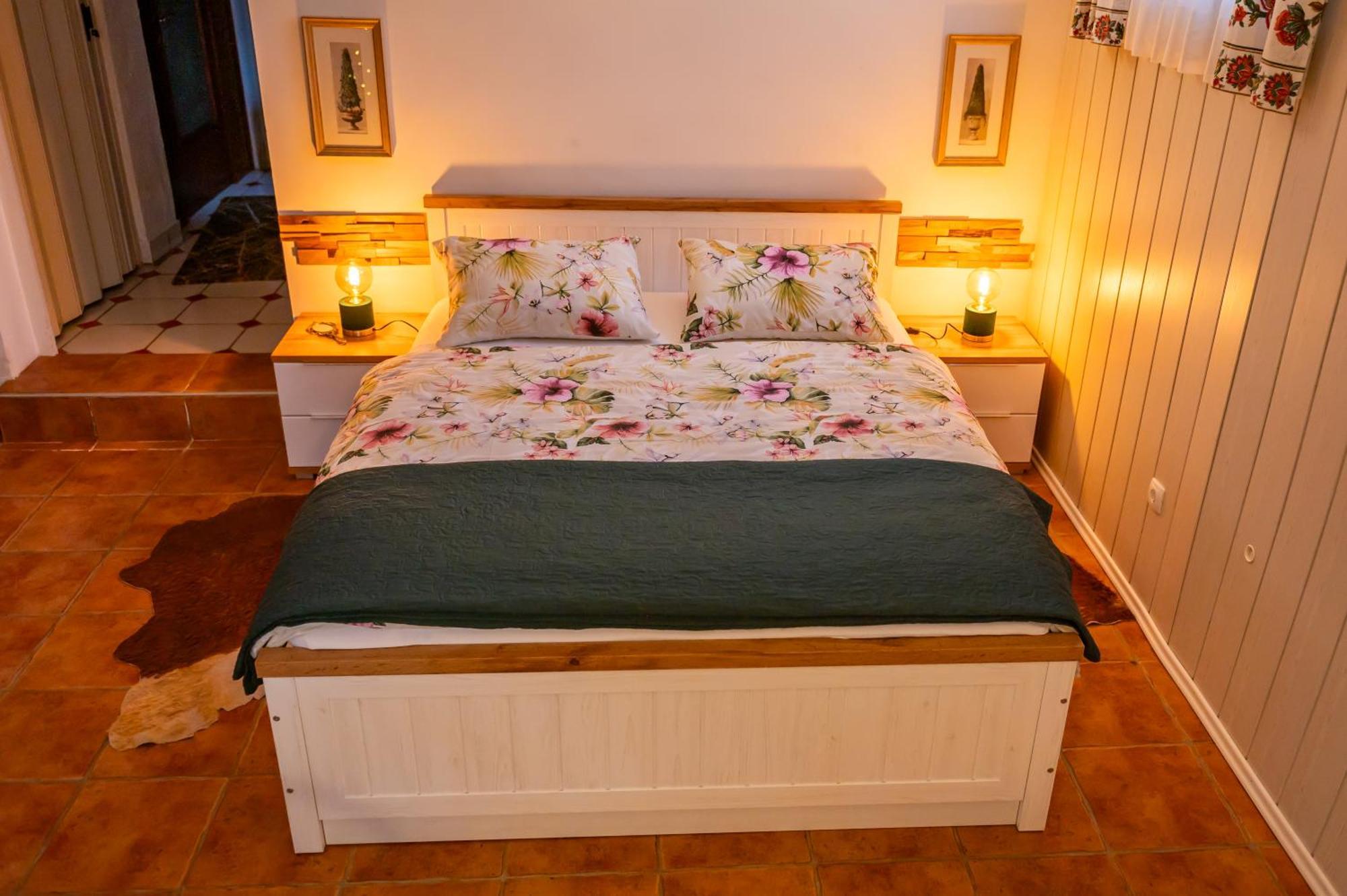 Relax Apartma Peter พทุย ภายนอก รูปภาพ